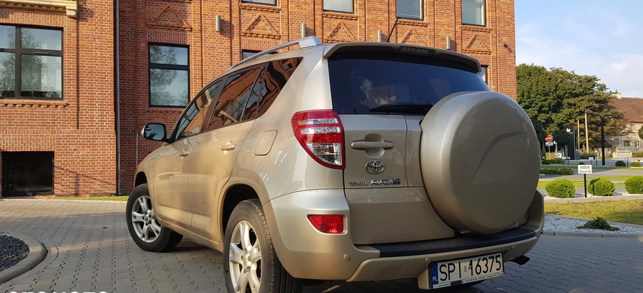 Toyota RAV4 cena 47000 przebieg: 147400, rok produkcji 2009 z Bełchatów małe 326